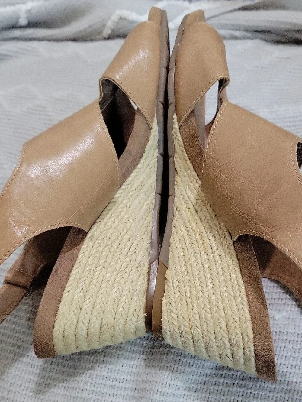 AEROSOLES Honey Cake Tan Open-Toe Espadrille Wedge Sandals Womens 9.5